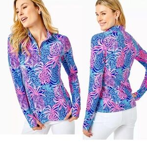 LILLY PULITZER Sz S Luxletic Marion Pullover in Borealis Blue Tropic Small $138